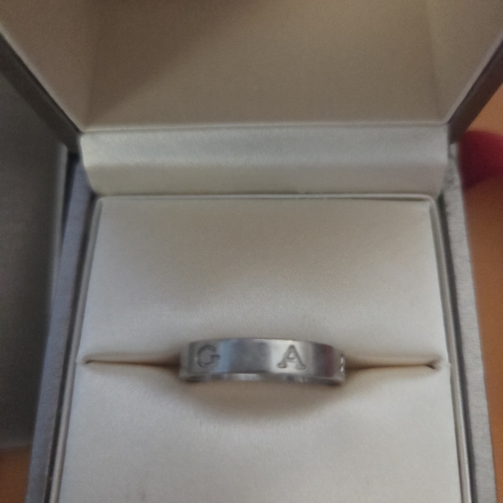 Bulgari 18K WHITE GOLD Ring with Elegant Design